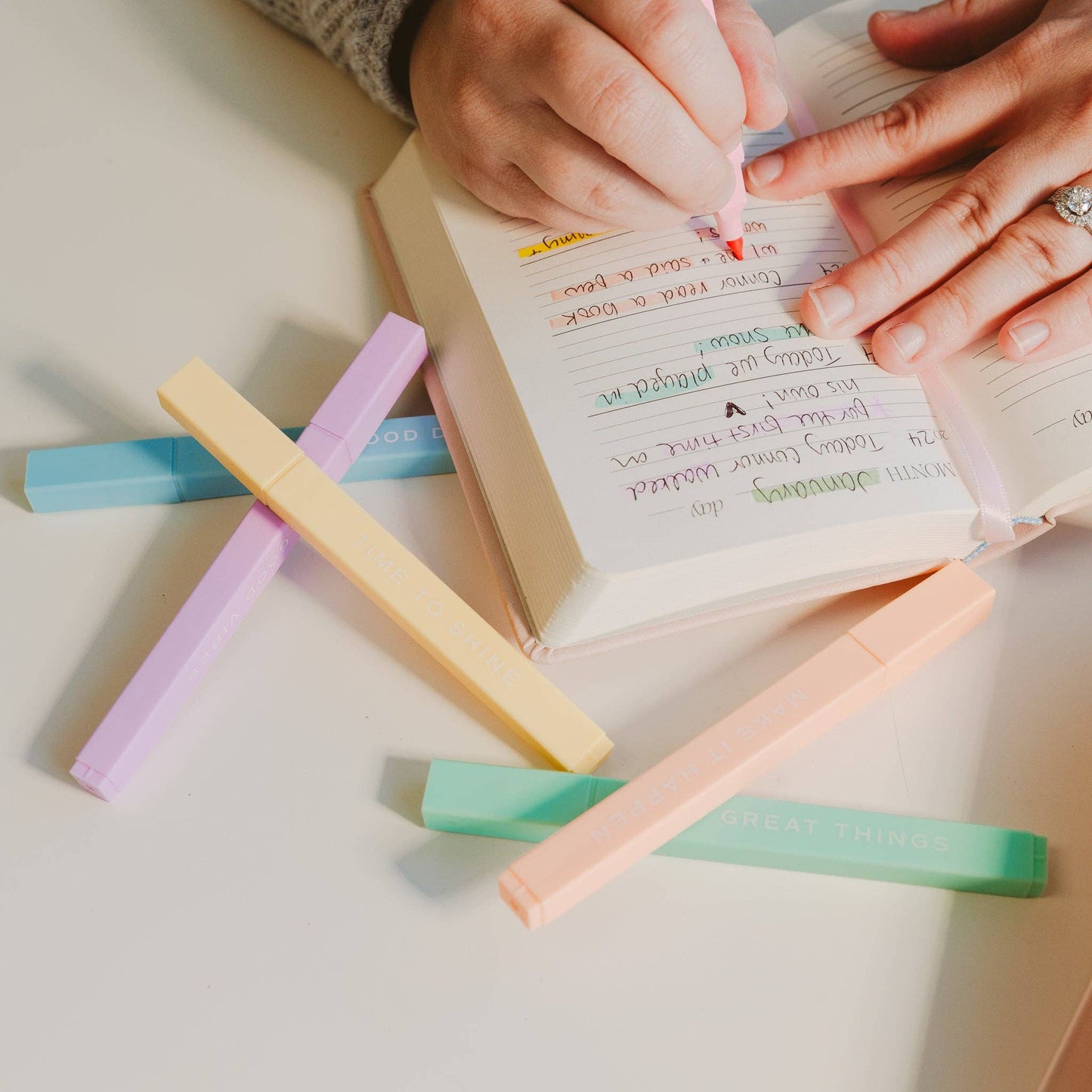 "Do Great Things" Highlighter Set