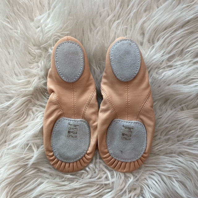 398 Adult Split Sole Leather Ballet Shoe