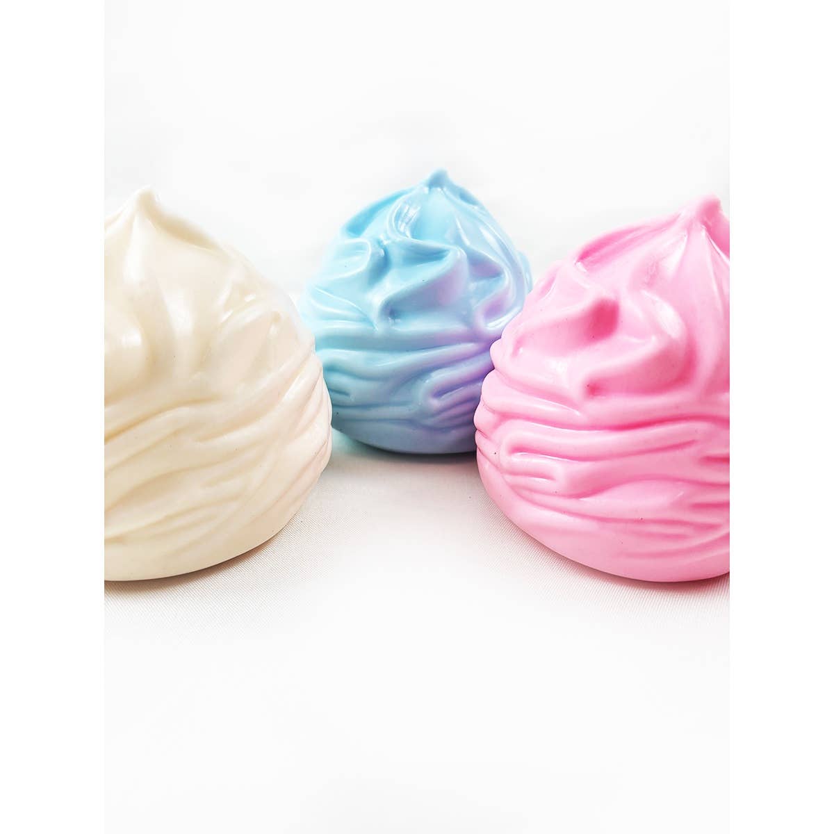 Jumbo Squishy Cream Roll
