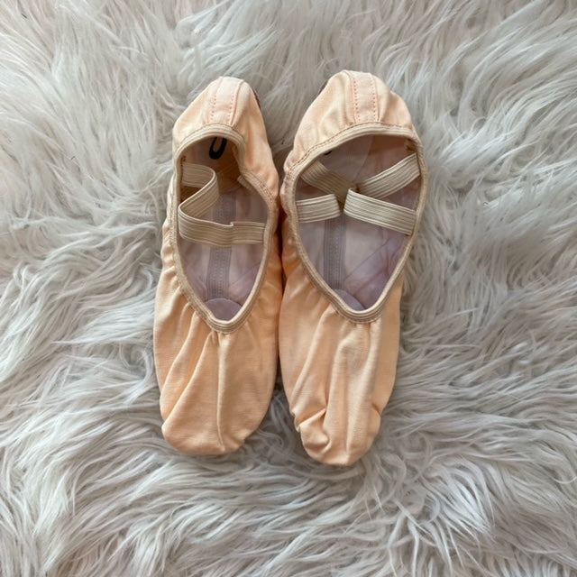 497 Adult Stretch Canvas Ballet Shoe